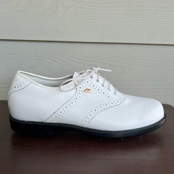 Mizuno White Genuine Leather Golf Shoes Men's Size 8 M Metal Spikes - Picture 1 of 12